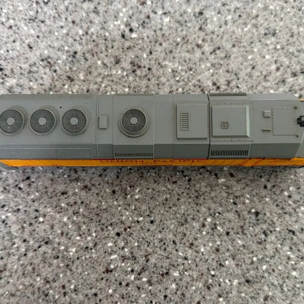 Life-Like HO Scale Union Pacific 3901 Locomotive